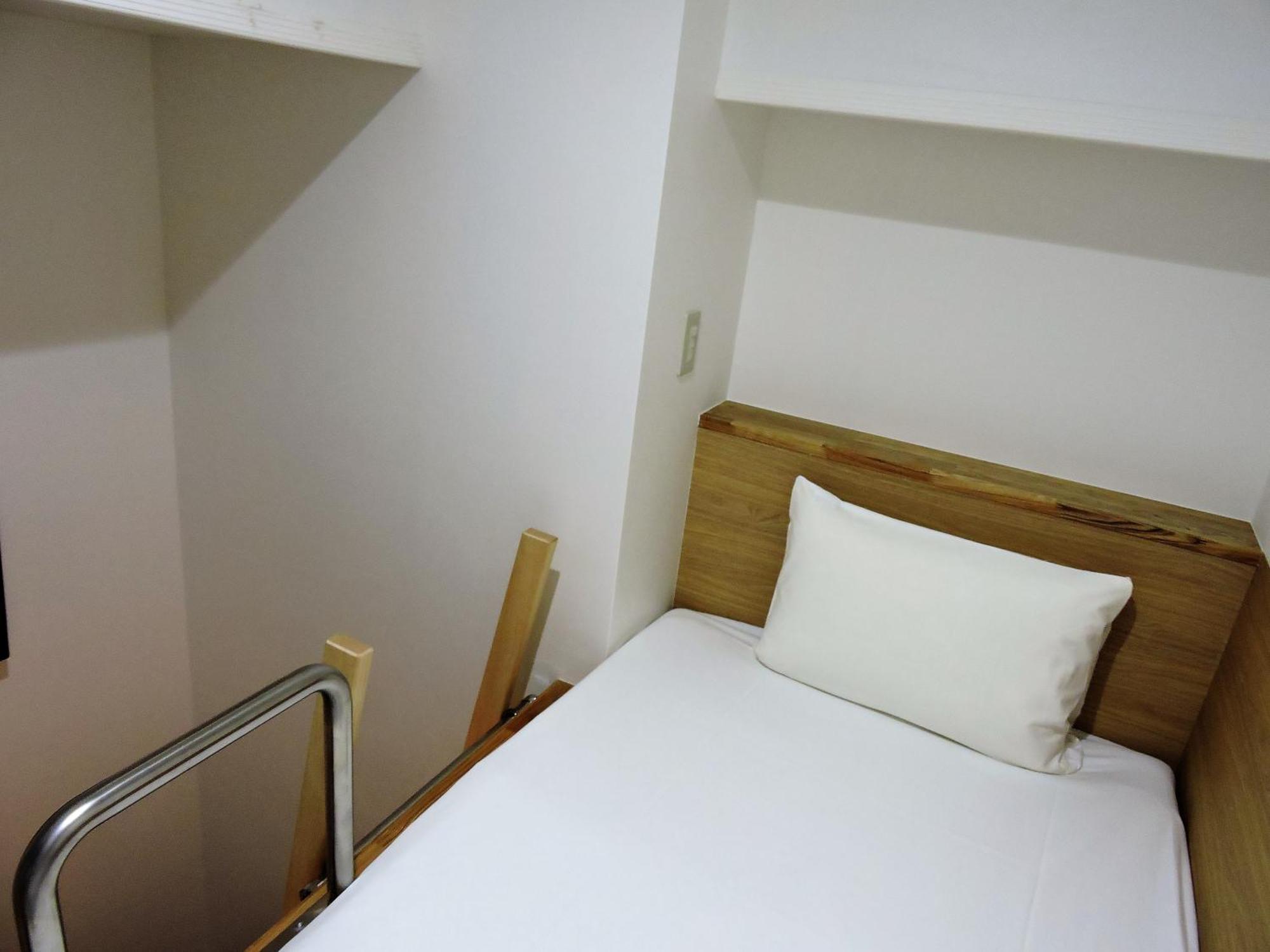 Abest Cube Naha Kokusai Street-Cabin Type Hotel All Room With Key Номер фото