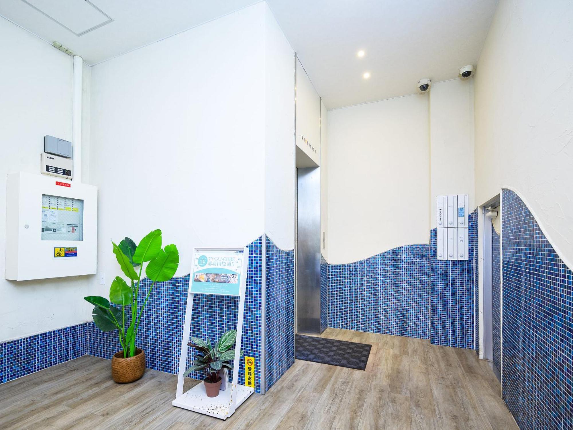 Abest Cube Naha Kokusai Street-Cabin Type Hotel All Room With Key Екстер'єр фото