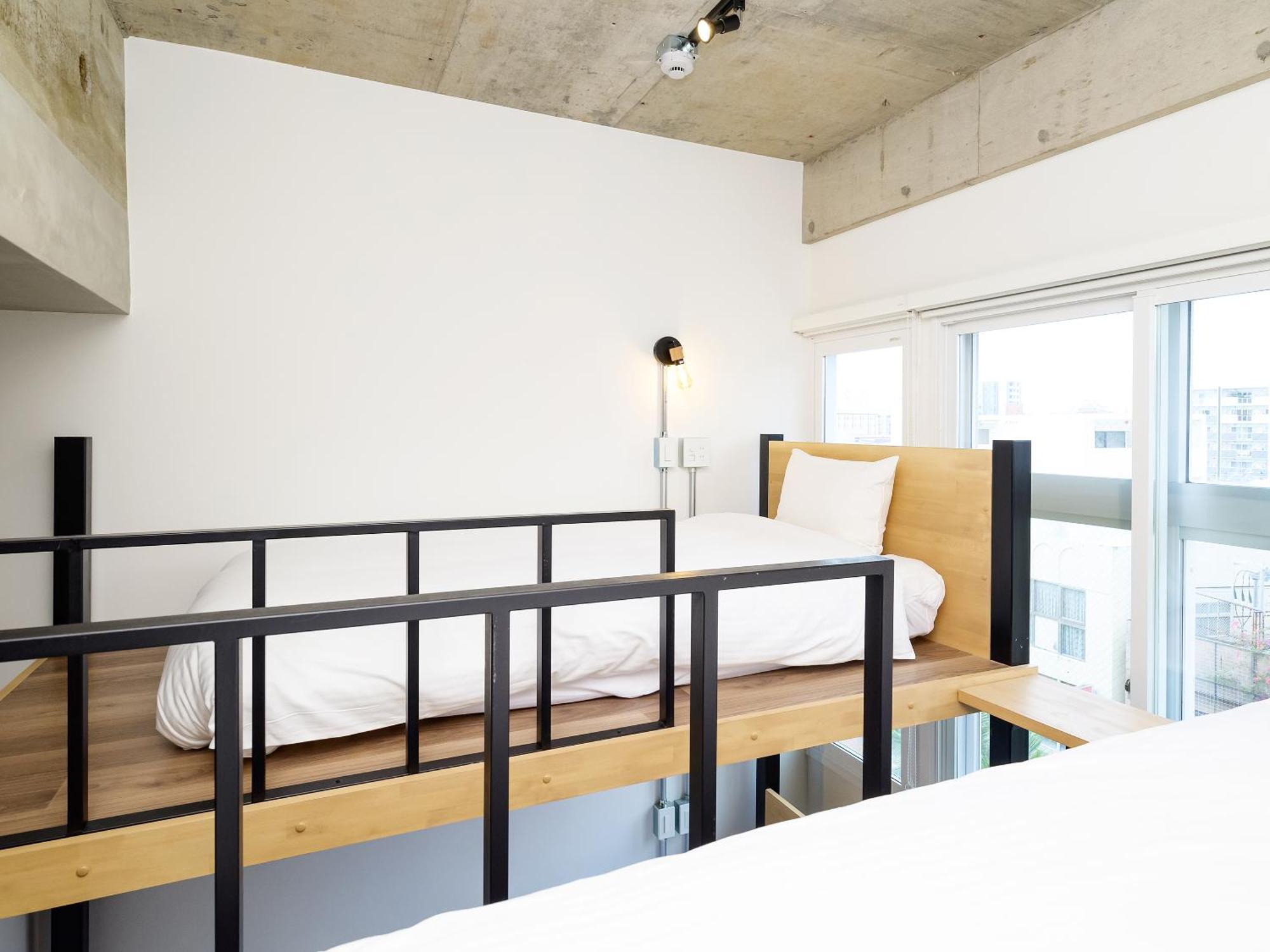 Abest Cube Naha Kokusai Street-Cabin Type Hotel All Room With Key Екстер'єр фото